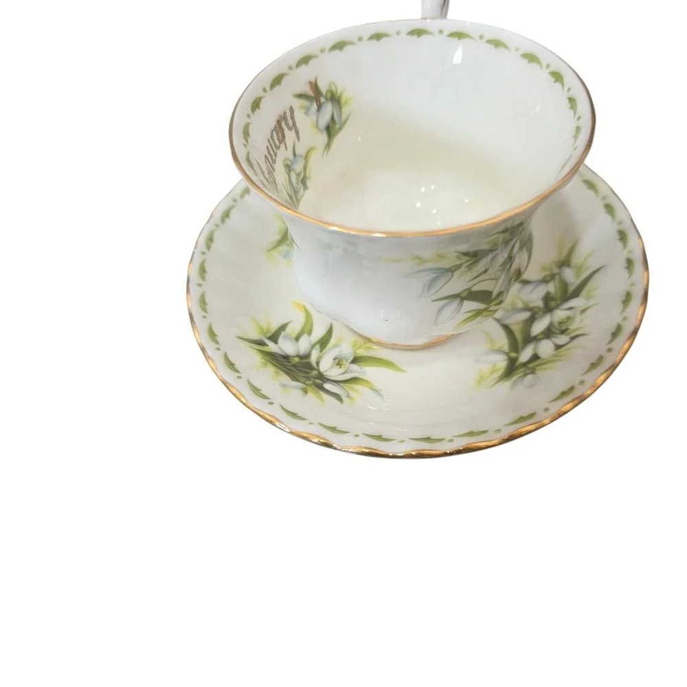 Royal Albert Snowdrops Tea Cup Saucer Bone China England Gold Trim Set